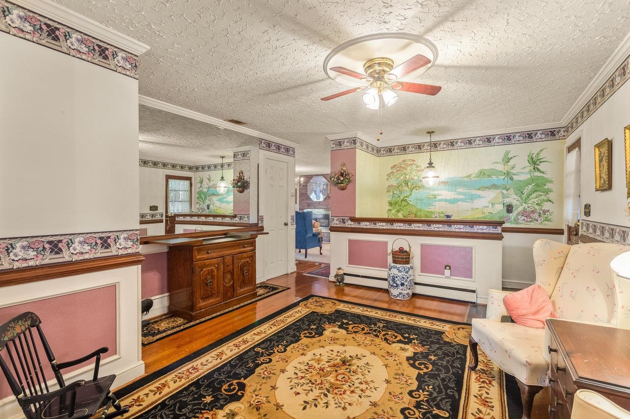 8217 SOUTH EAST SIDE HWY