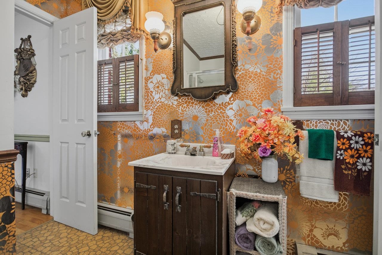 8217 SOUTH EAST SIDE HWY