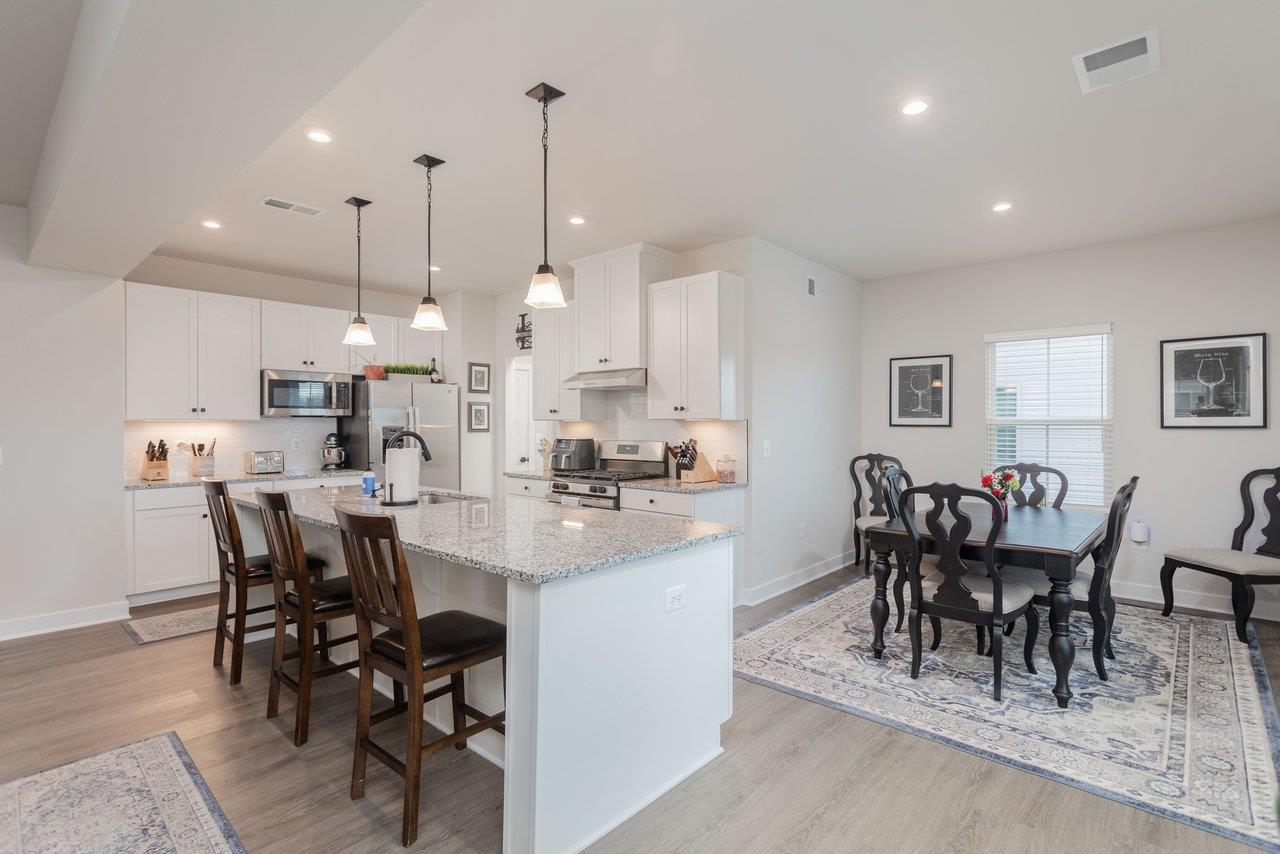2754 RIDGE HAVEN DR