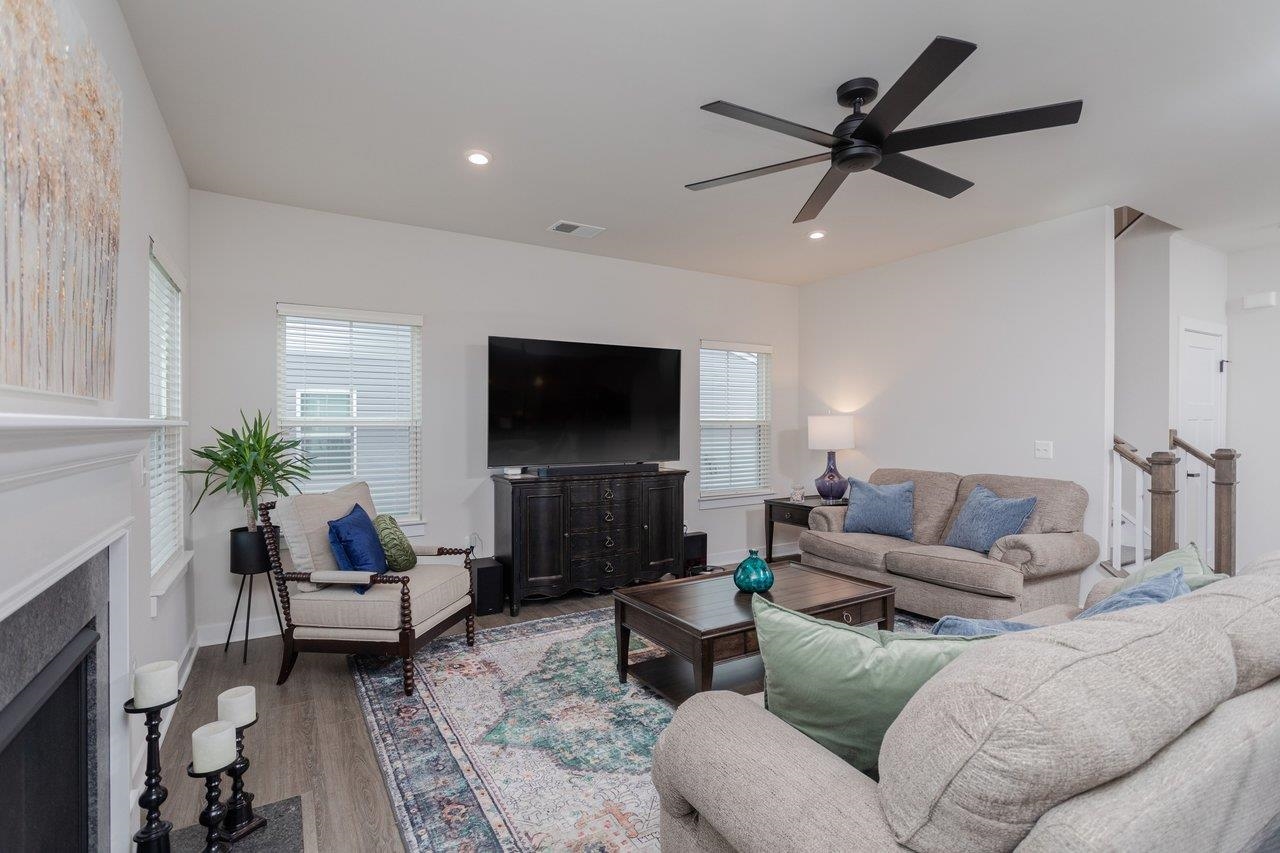 2754 RIDGE HAVEN DR