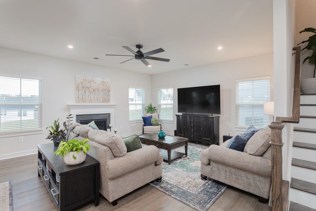 2754 RIDGE HAVEN DR