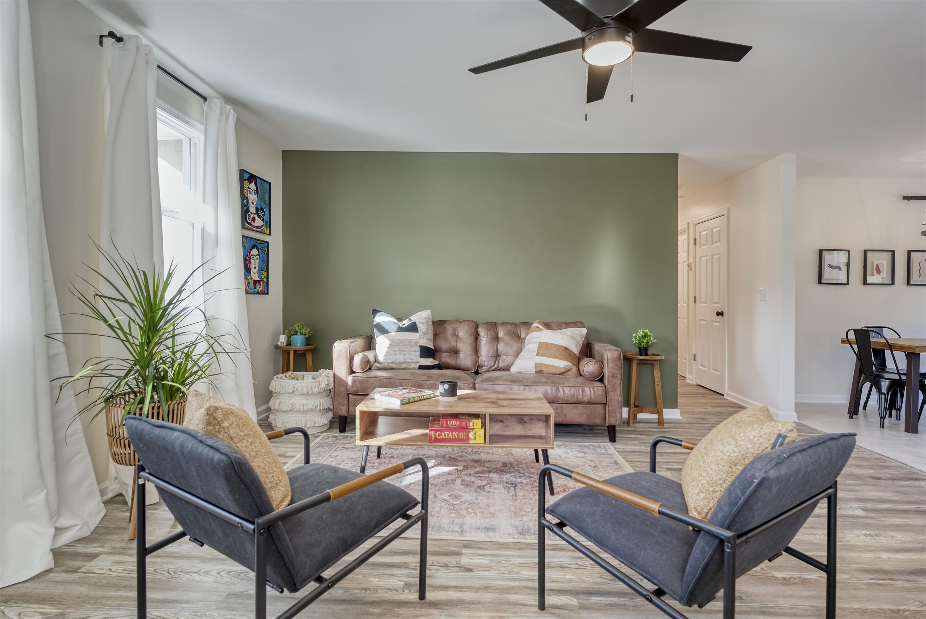 220 VIEW MOUNTAIN RD