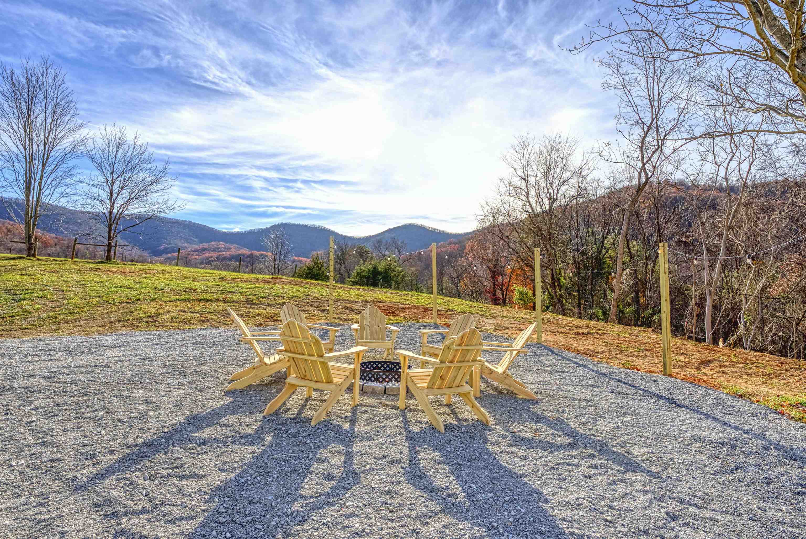 220 VIEW MOUNTAIN RD