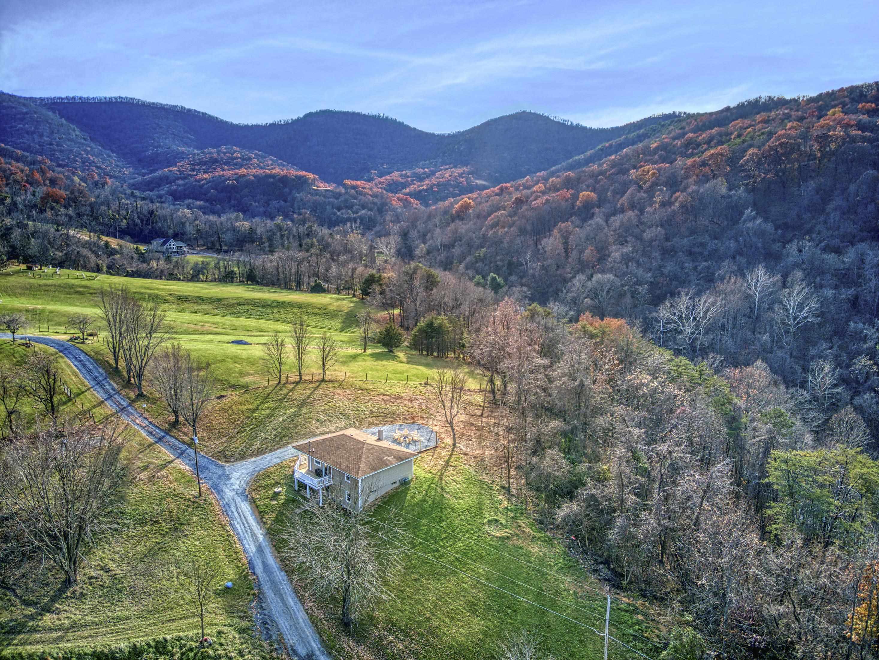 220 VIEW MOUNTAIN RD