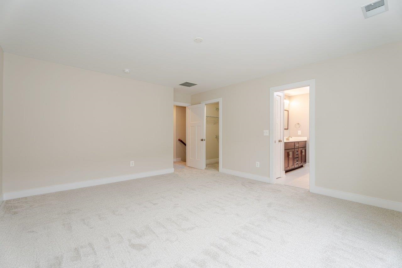 3207 CHARLESTON BLVD