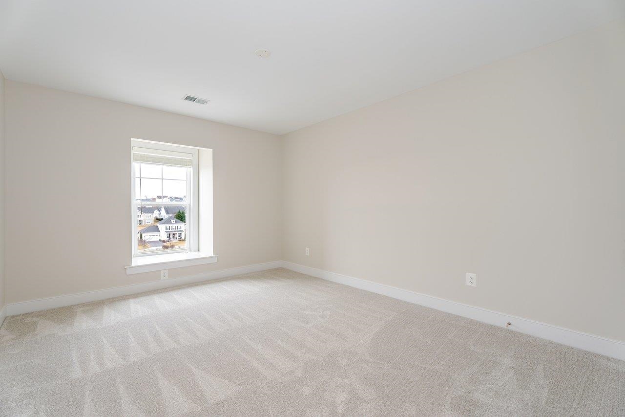 3207 CHARLESTON BLVD