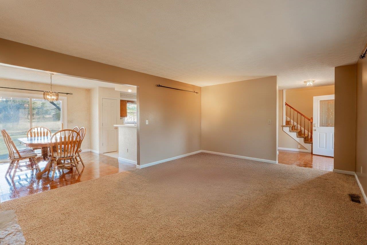 6574 SIMMERS VALLEY RD