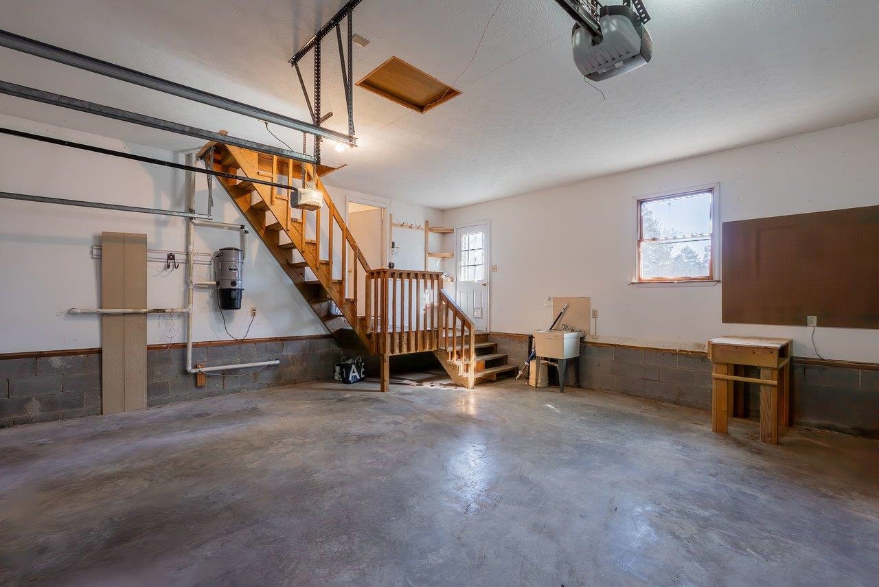 6574 SIMMERS VALLEY RD