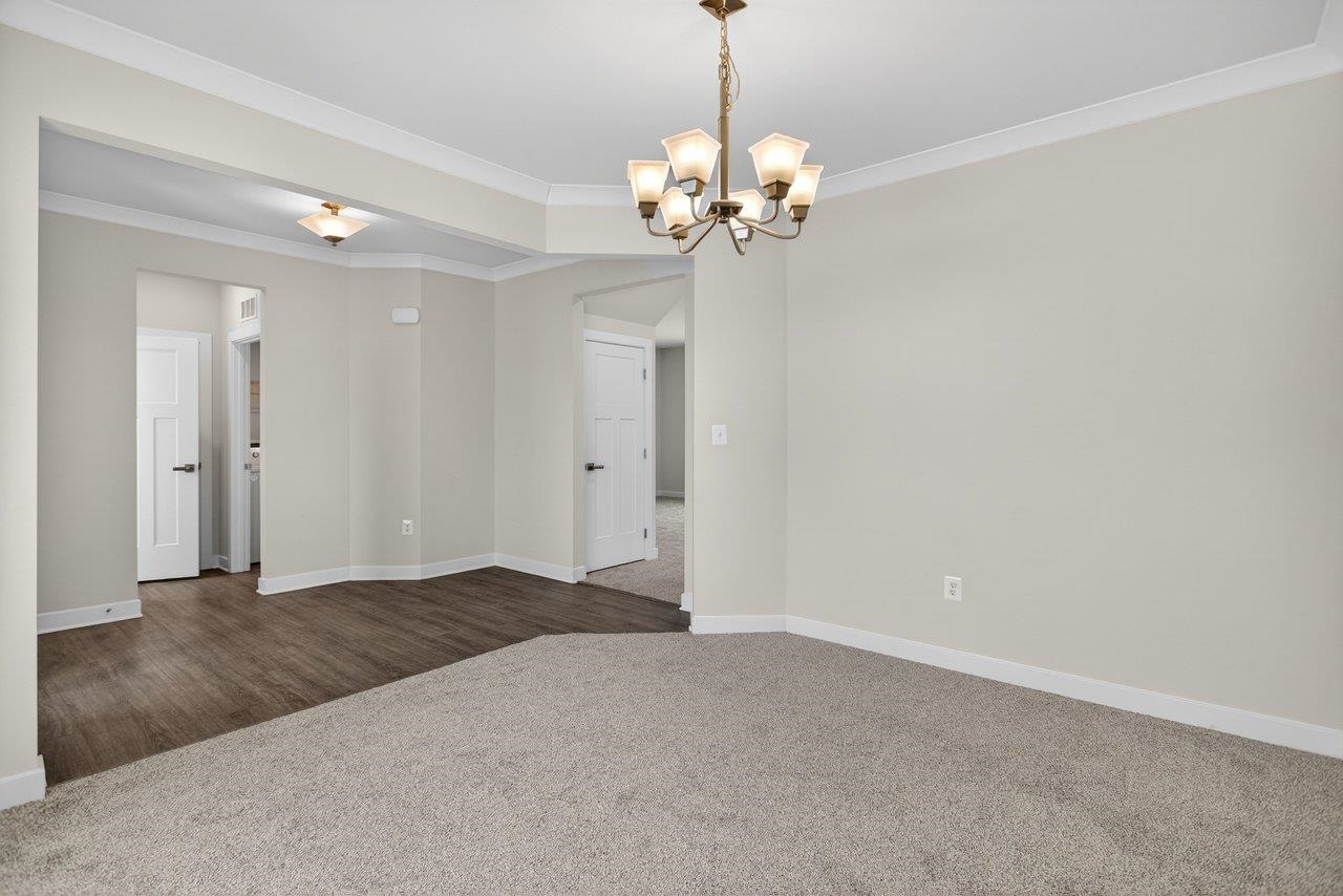 10615 WHISPERING PINE LN