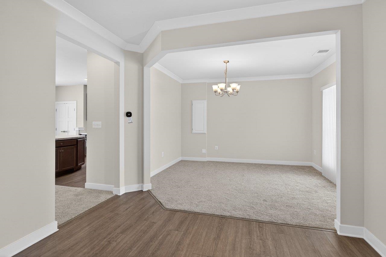 10615 WHISPERING PINE LN