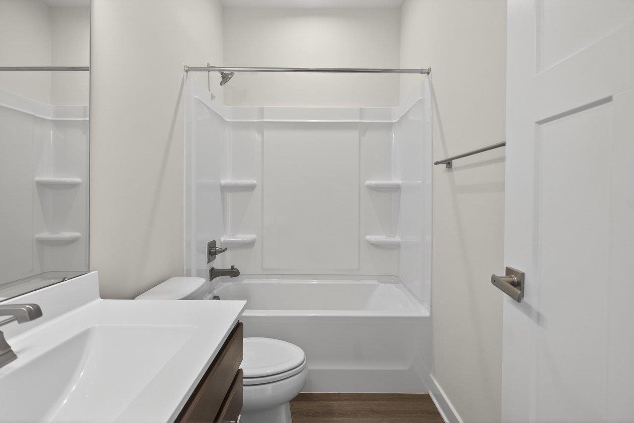 10615 WHISPERING PINE LN