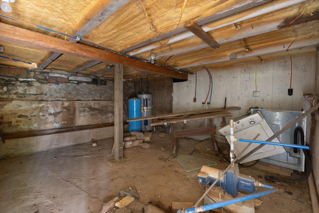 13573 COOLEY SPRING LN