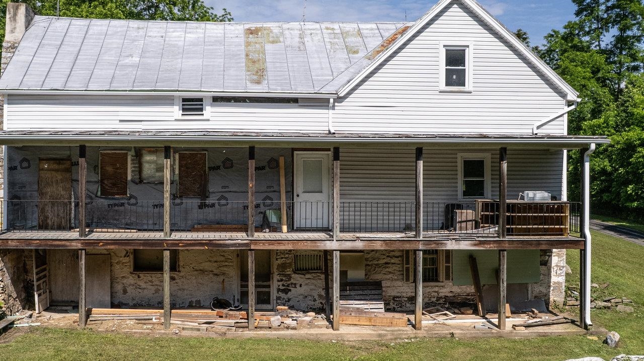 13573 COOLEY SPRING LN