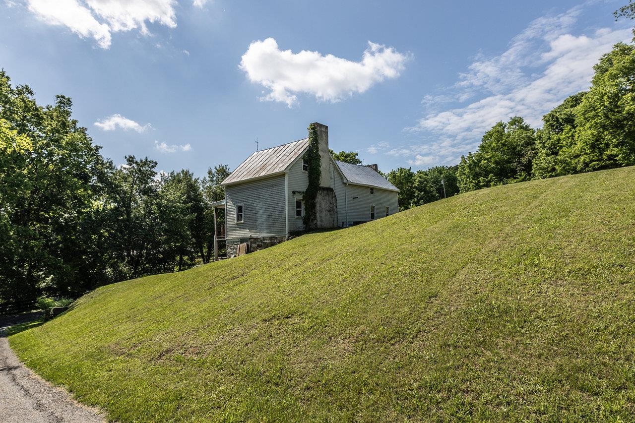 13573 COOLEY SPRING LN