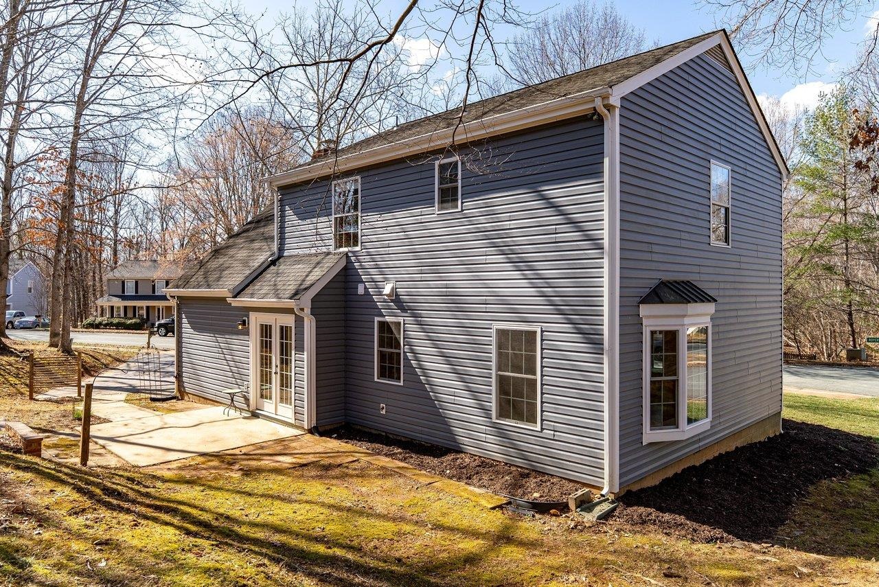 908 ROYER DR