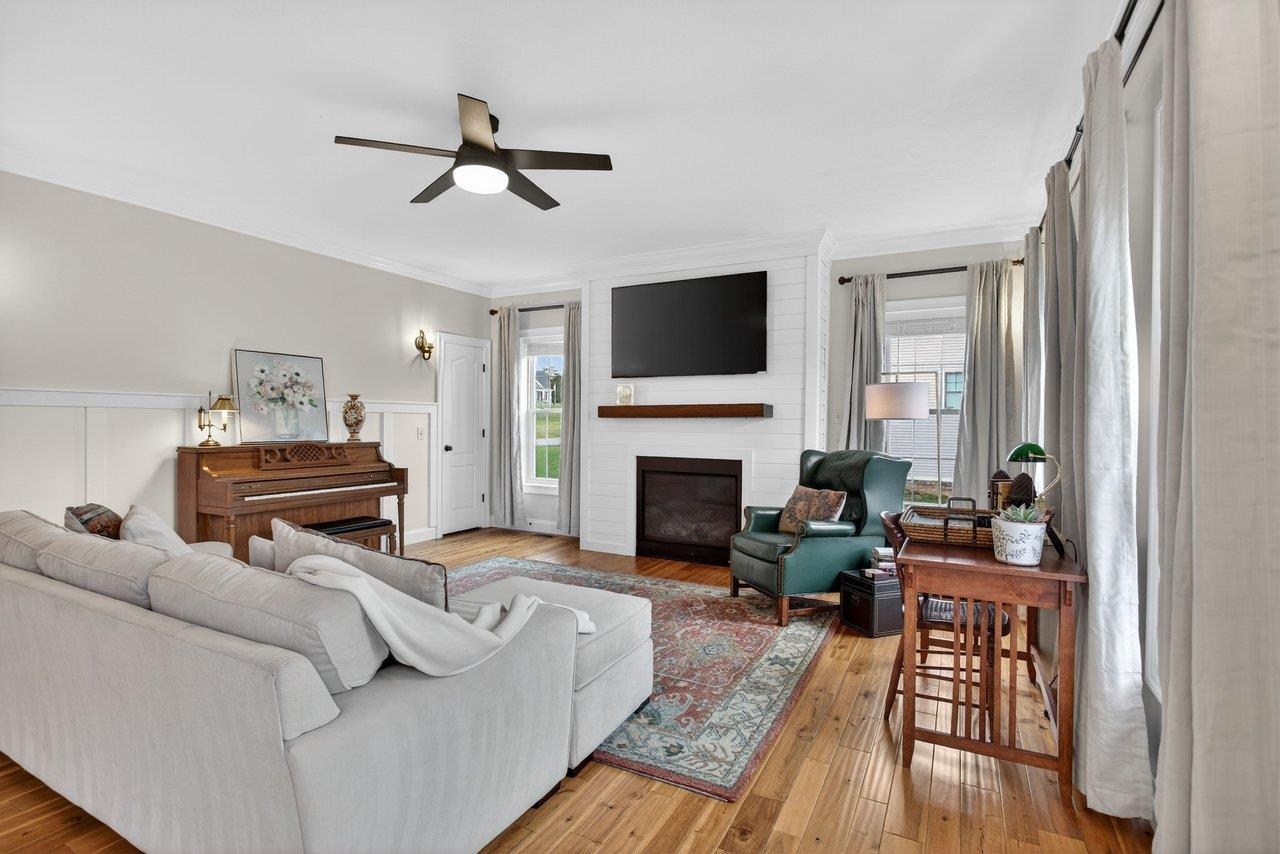 731 HIDDEN BROOK RD