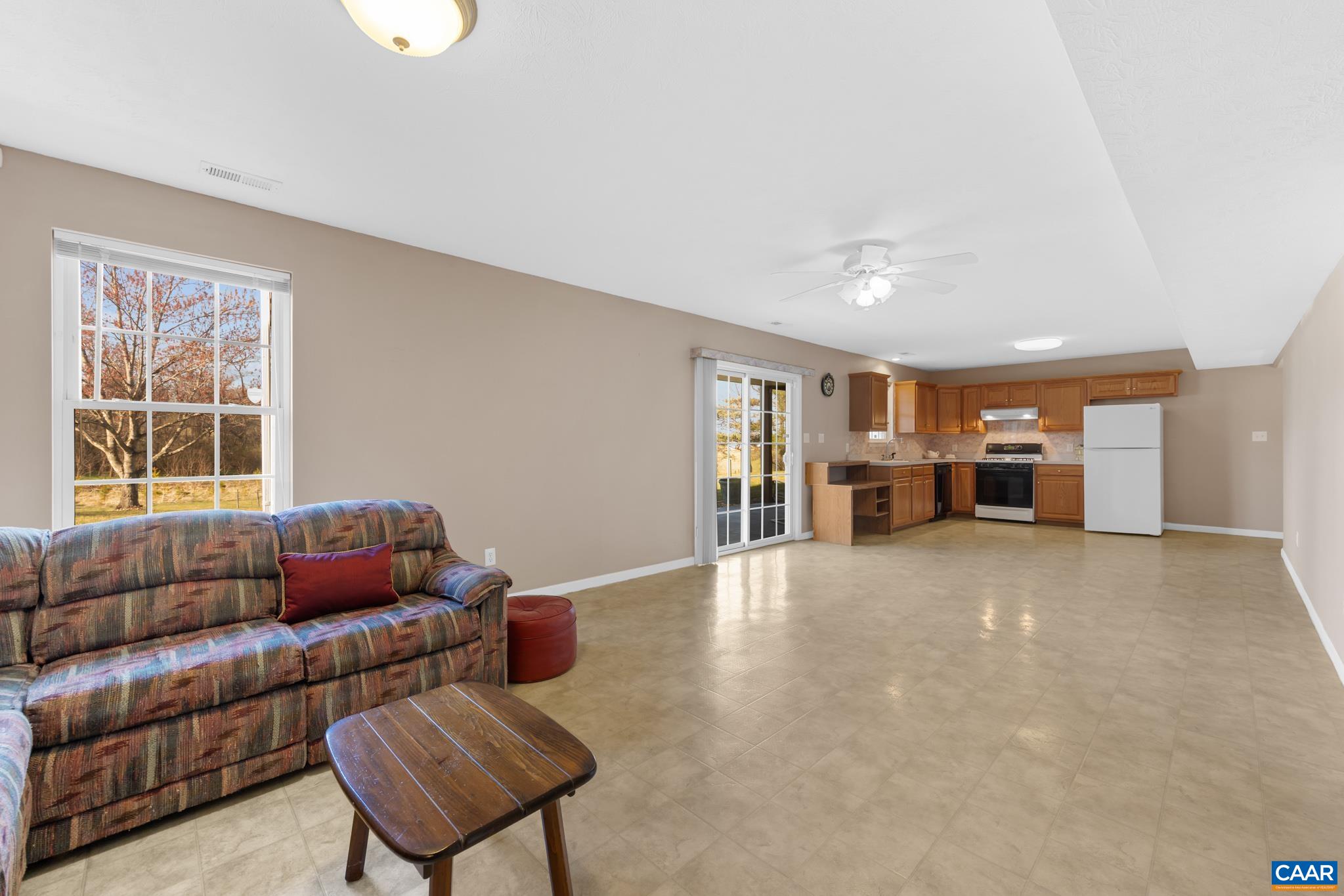1821 RED TOP ORCHARD RD