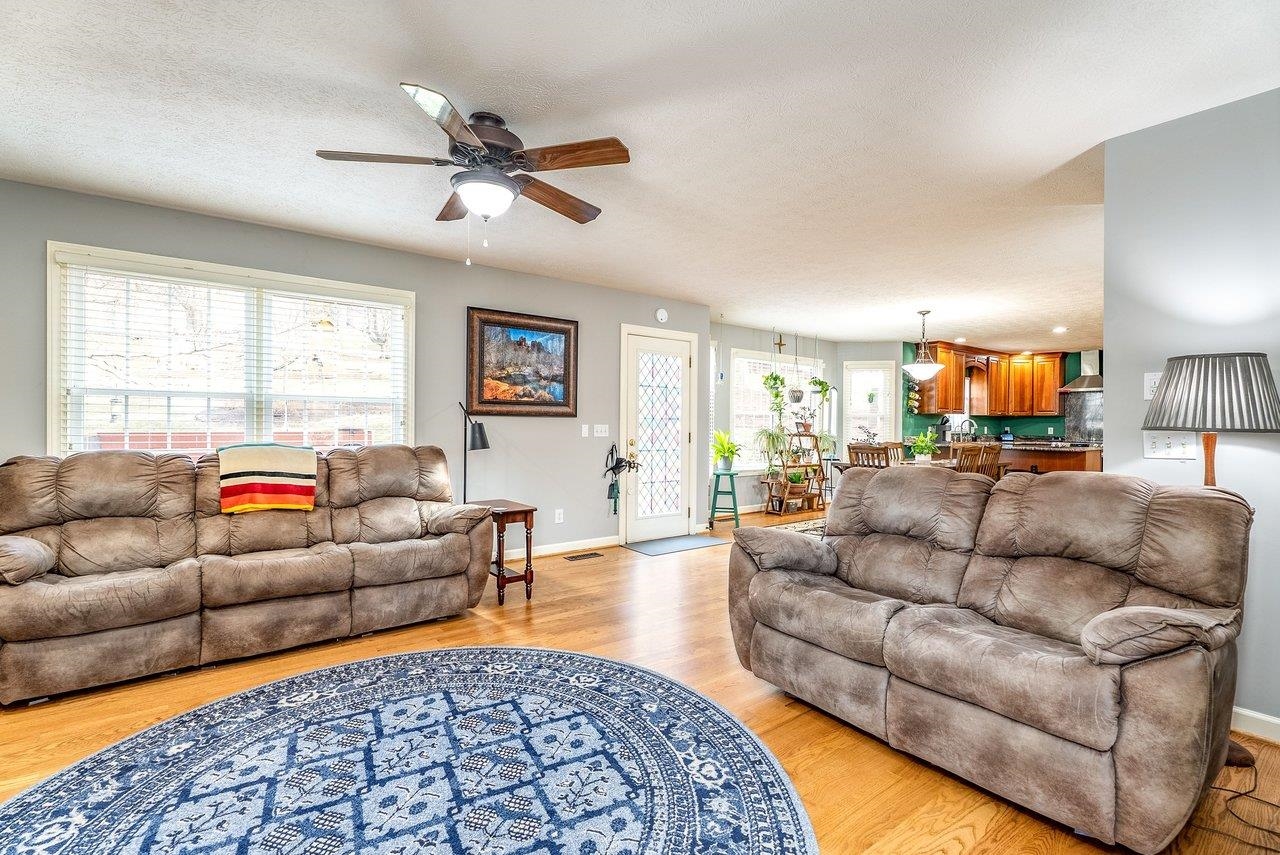 760 CONFEDERACY DR