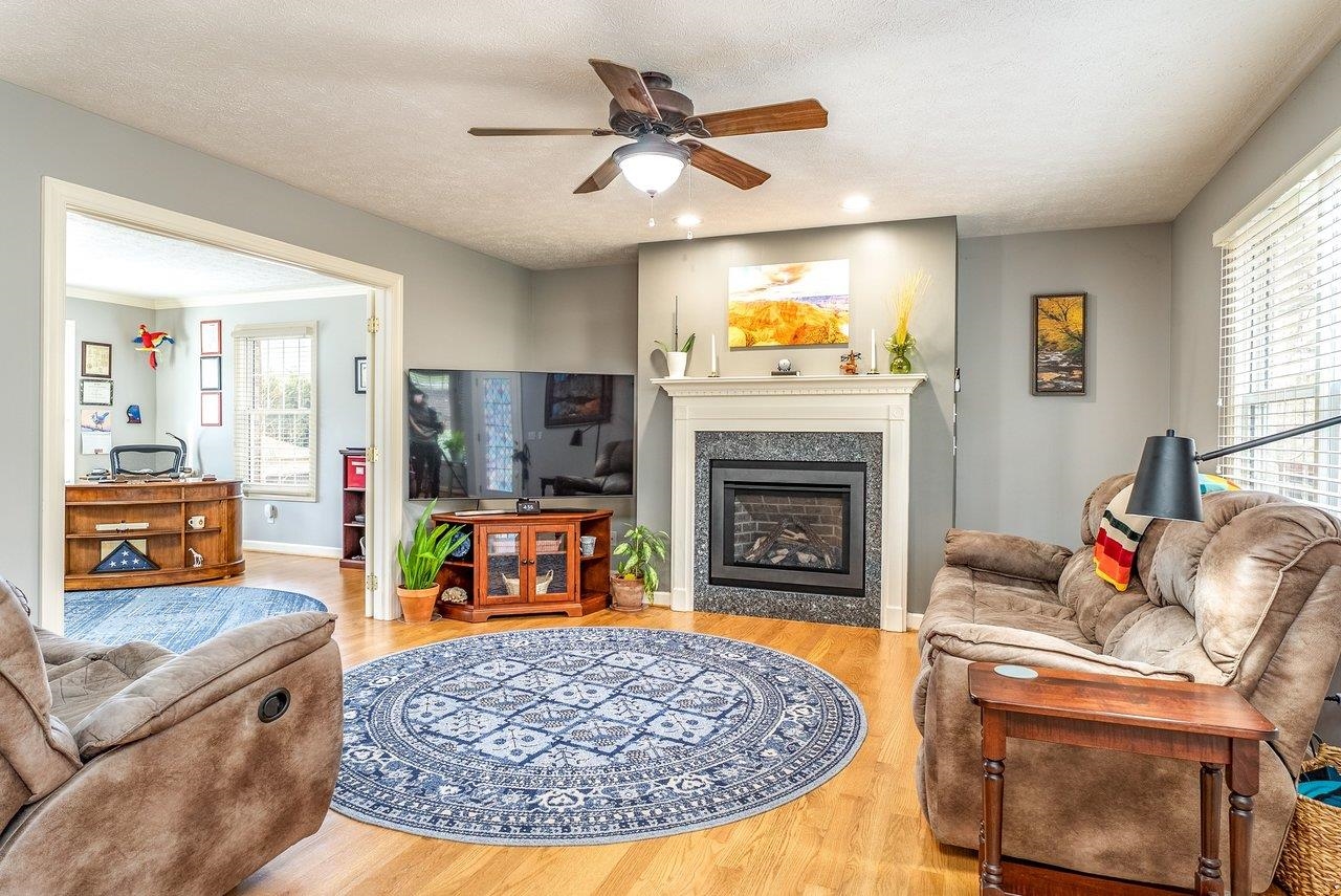 760 CONFEDERACY DR