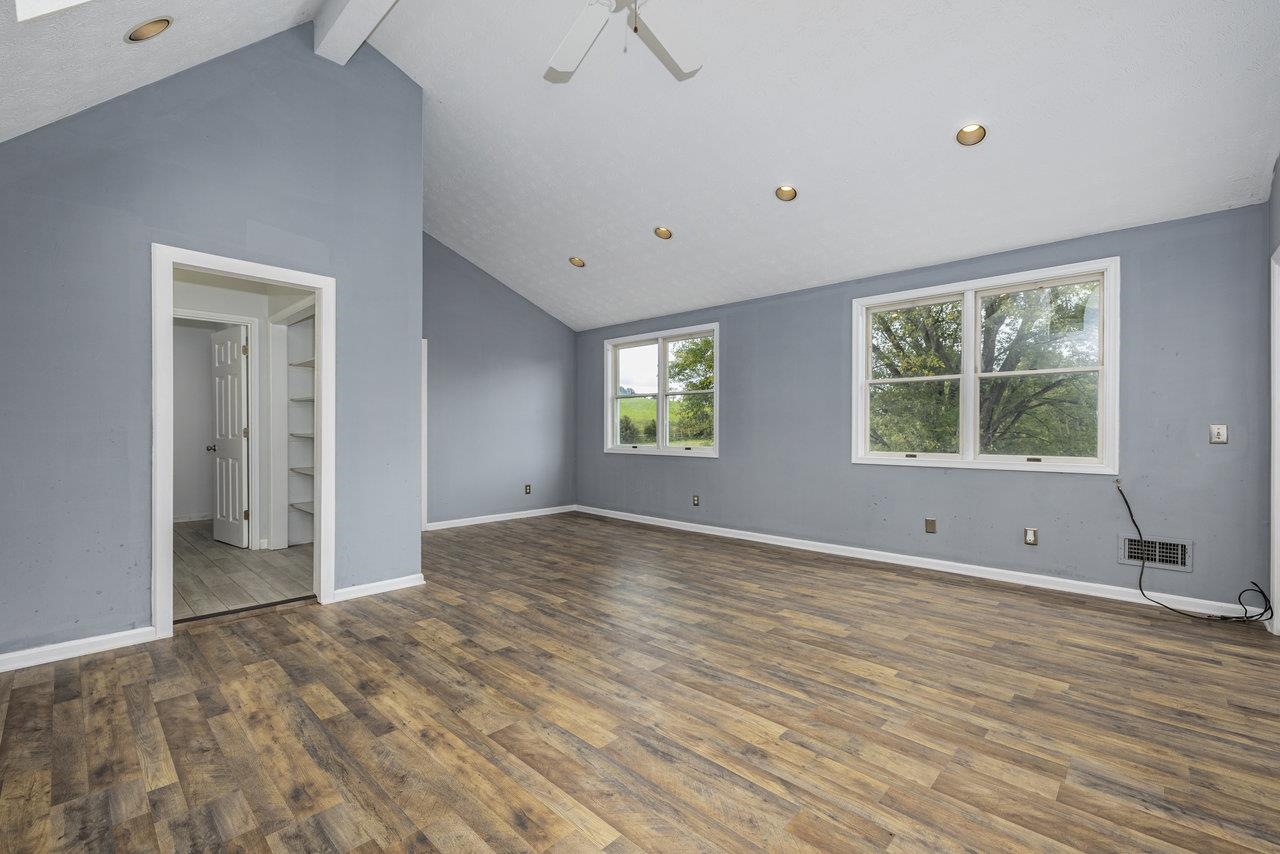 11193 INDIAN TRAIL RD