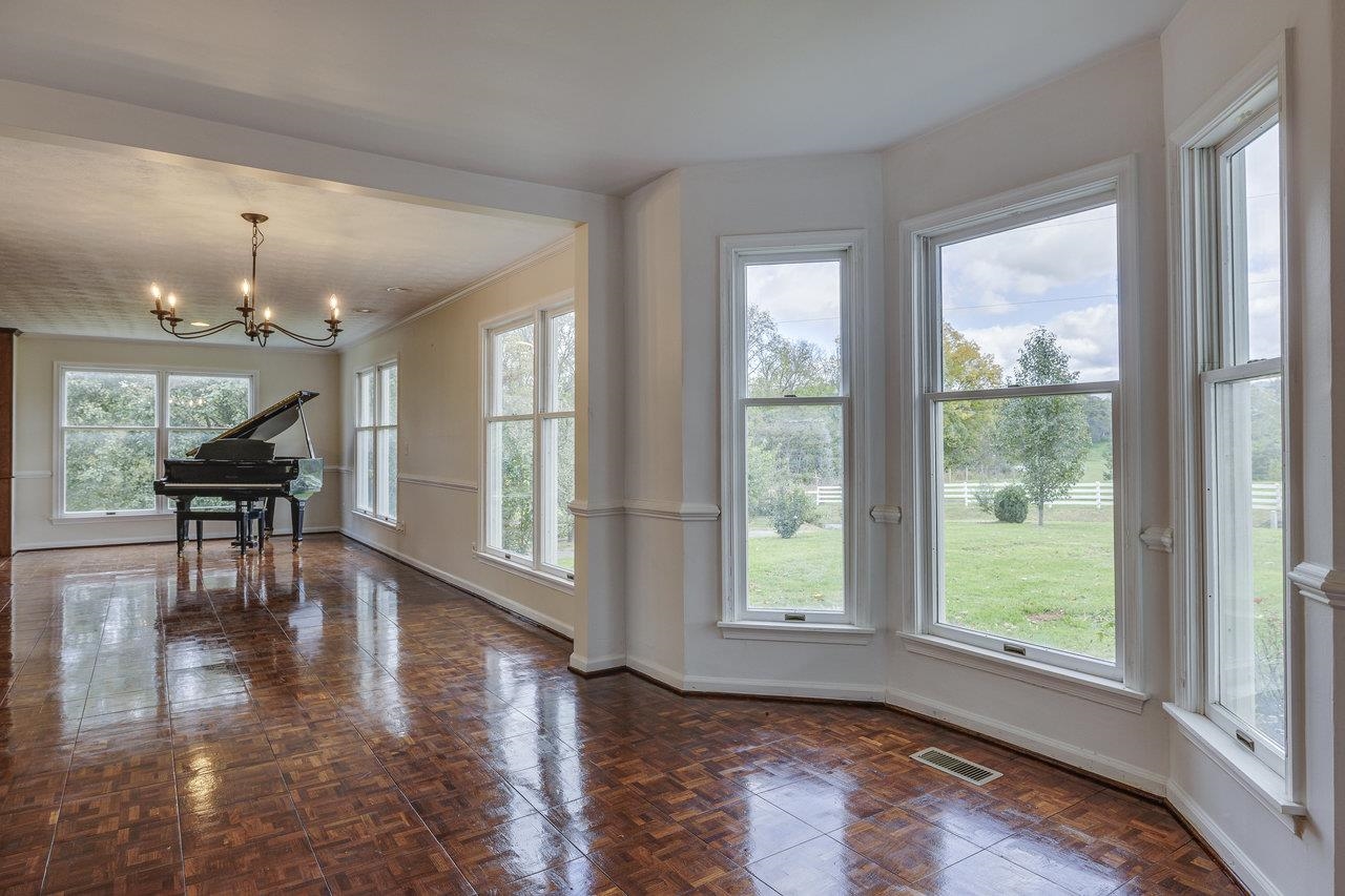 11193 INDIAN TRAIL RD