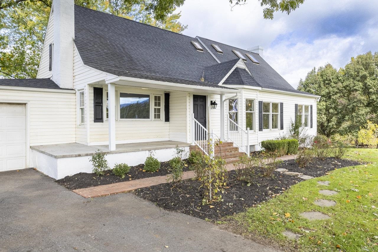 11193 INDIAN TRAIL RD