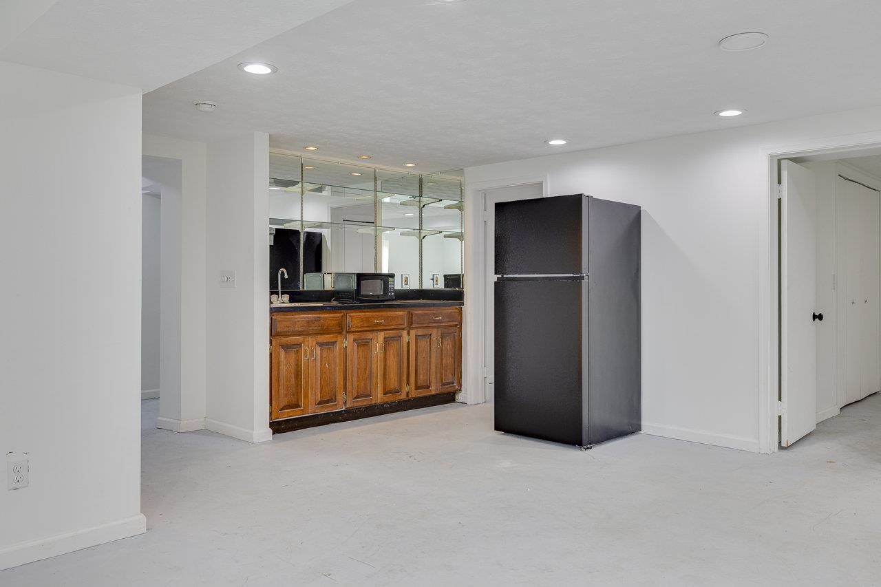 11193 INDIAN TRAIL RD