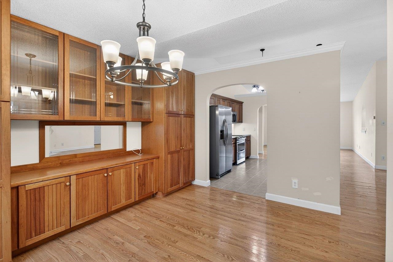 1151 DECCA DR