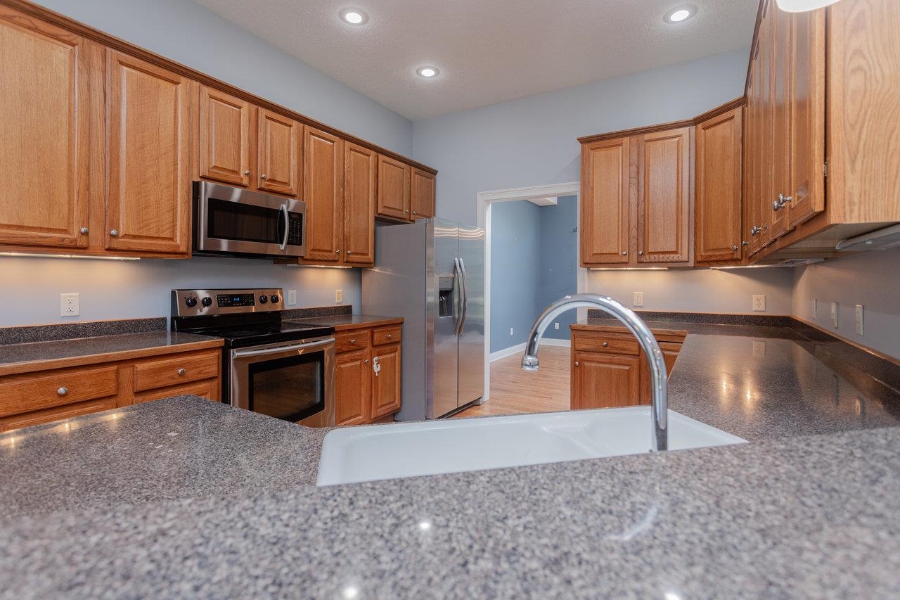 3225 BERRYFIELD DR
