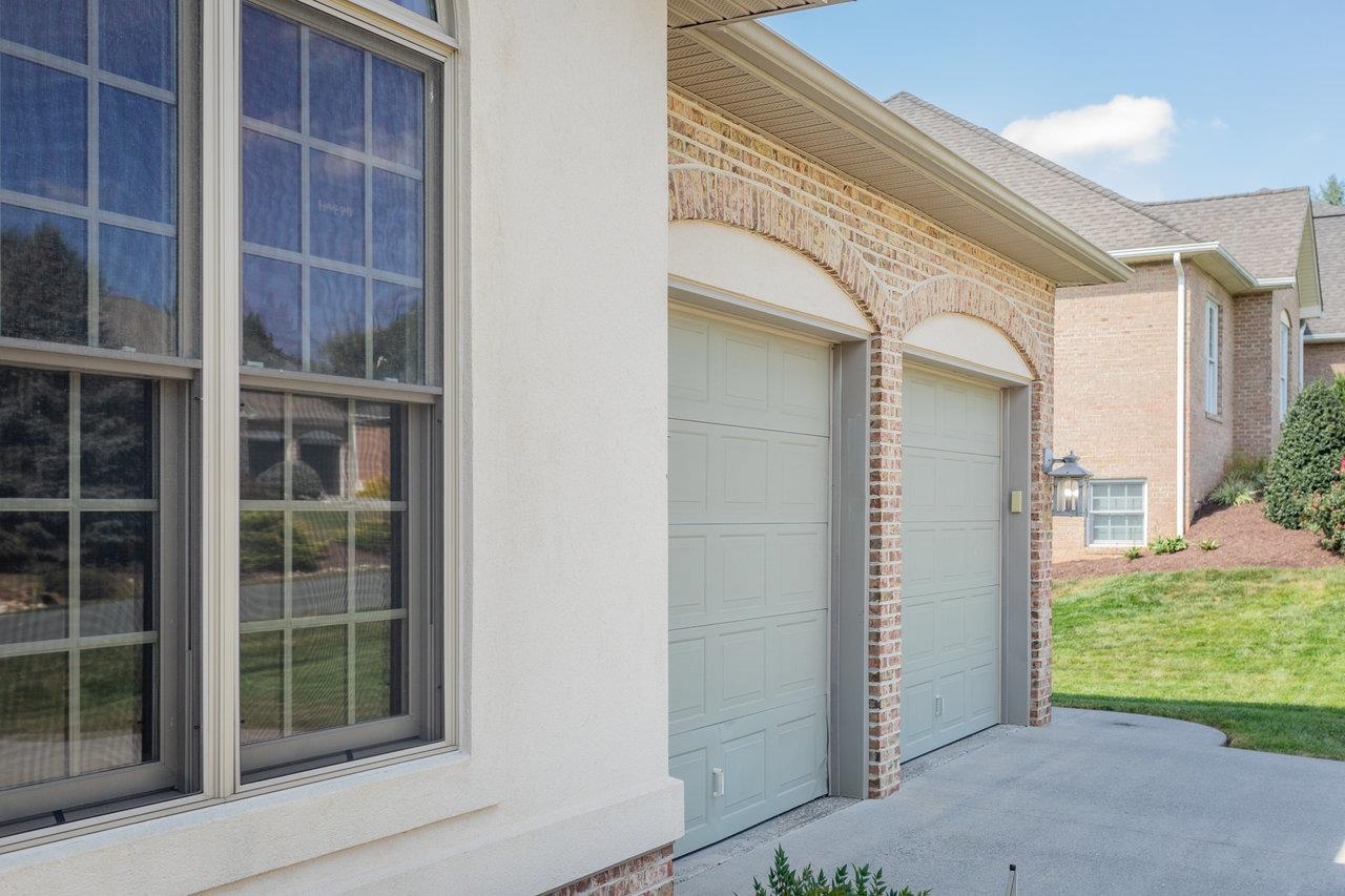 3225 BERRYFIELD DR