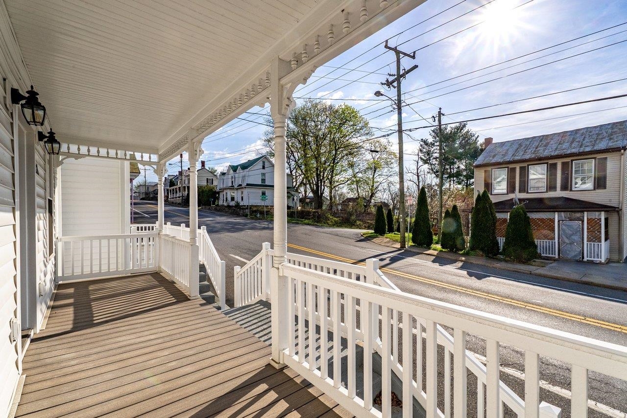 113 S MAIN ST