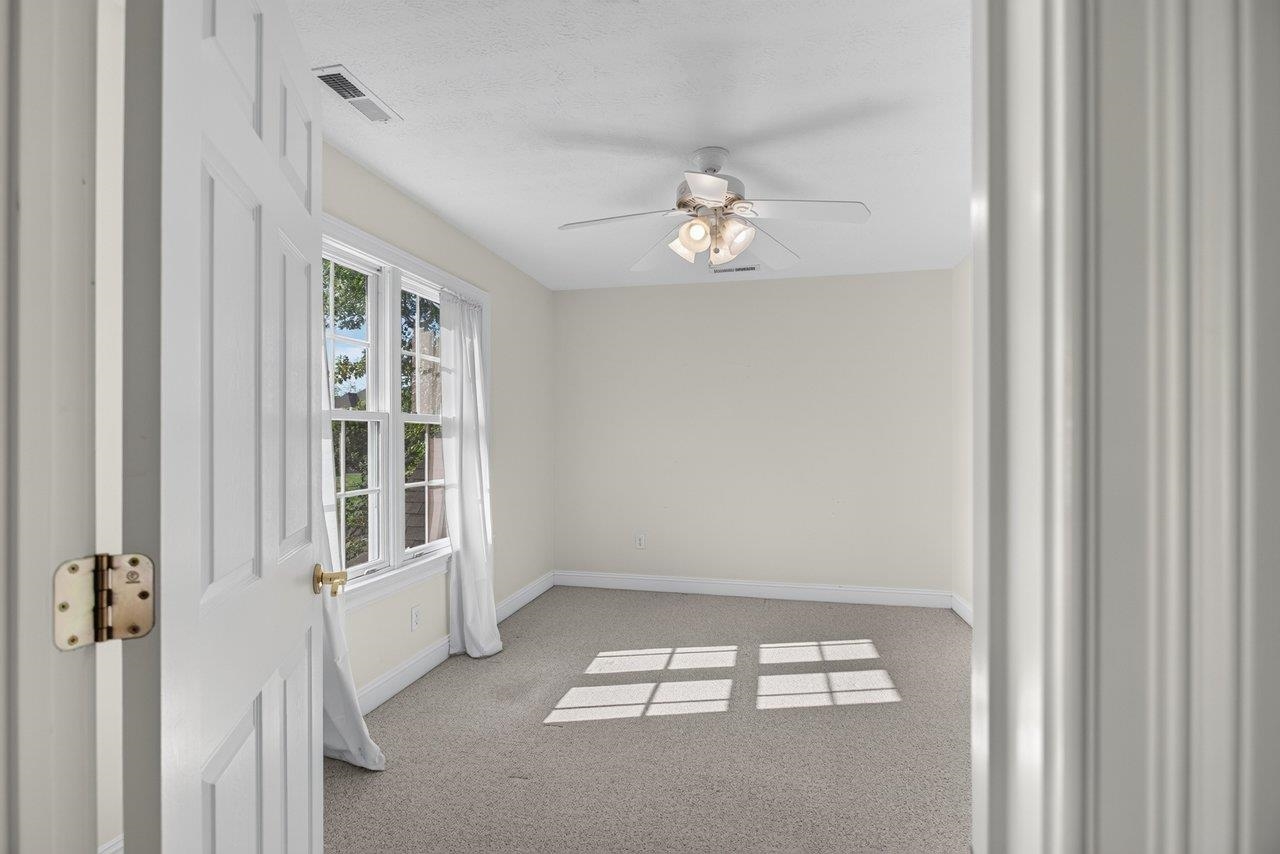 1281 KENTSHIRE DR