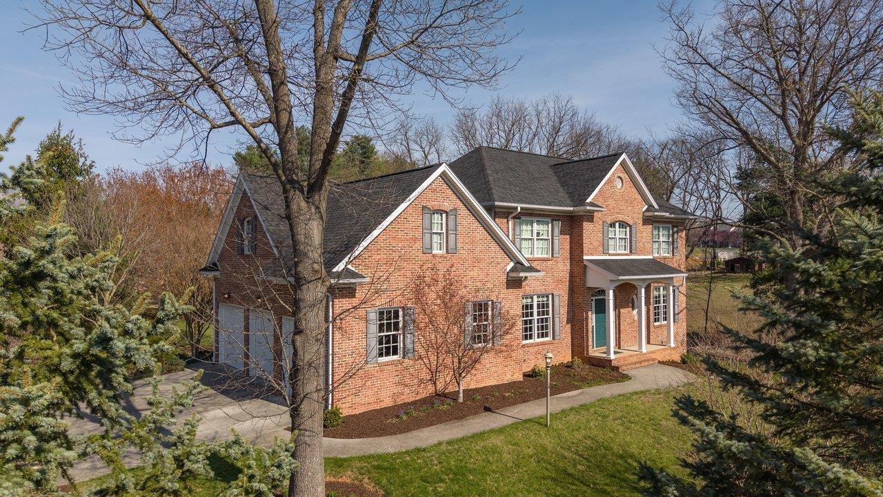 1281 KENTSHIRE DR