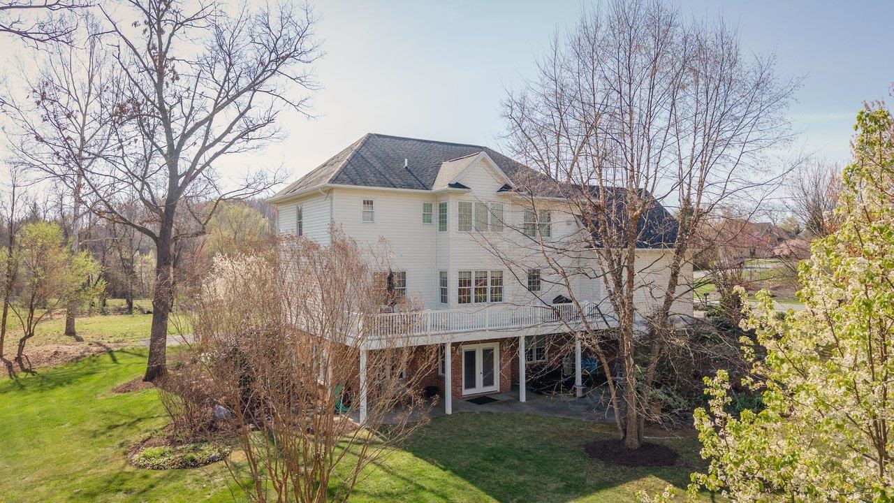 1281 KENTSHIRE DR