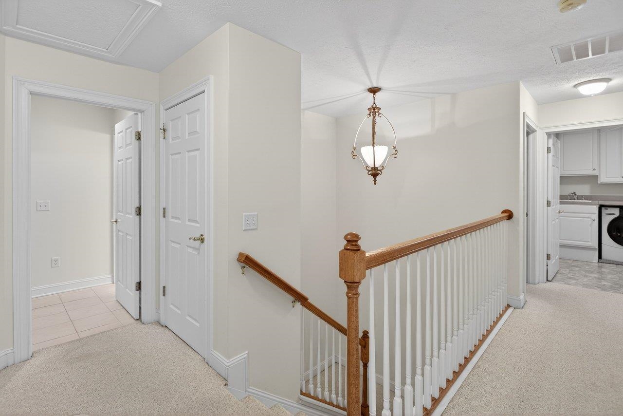 1281 KENTSHIRE DR