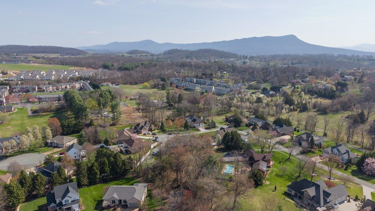 1281 KENTSHIRE DR
