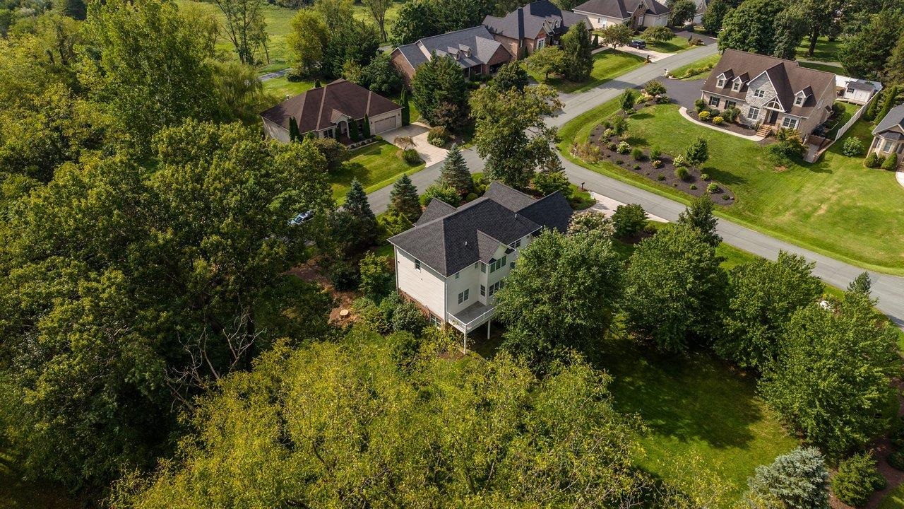 1281 KENTSHIRE DR