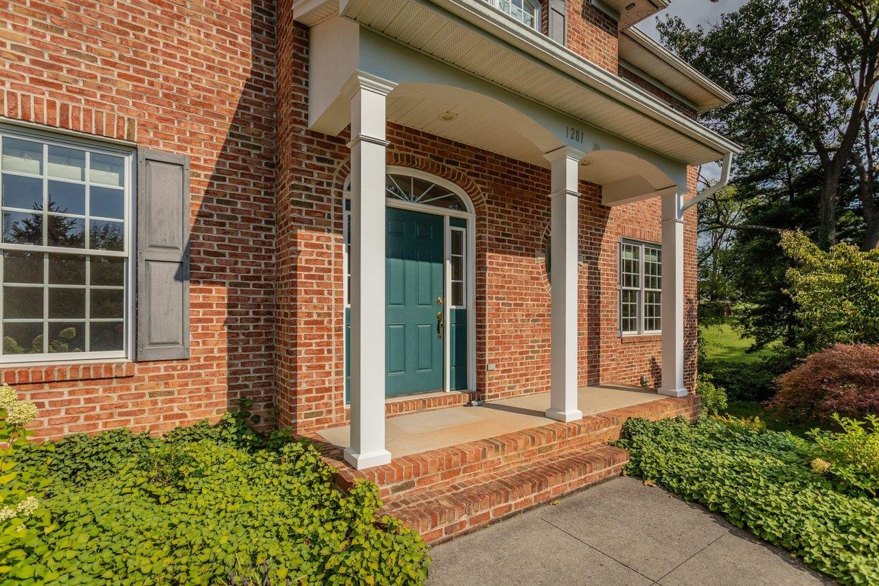 1281 KENTSHIRE DR
