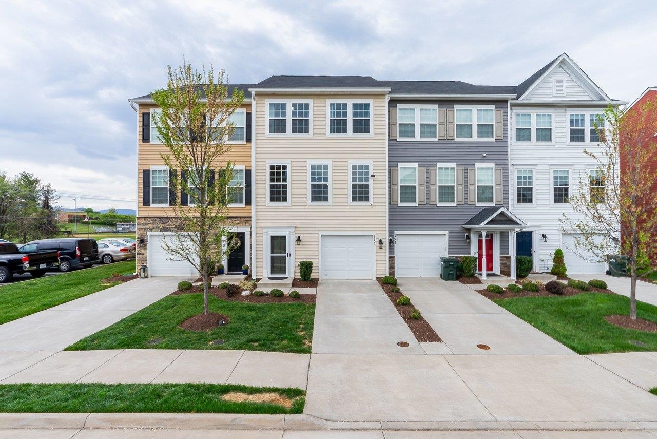 117 WILLOWSHIRE CT