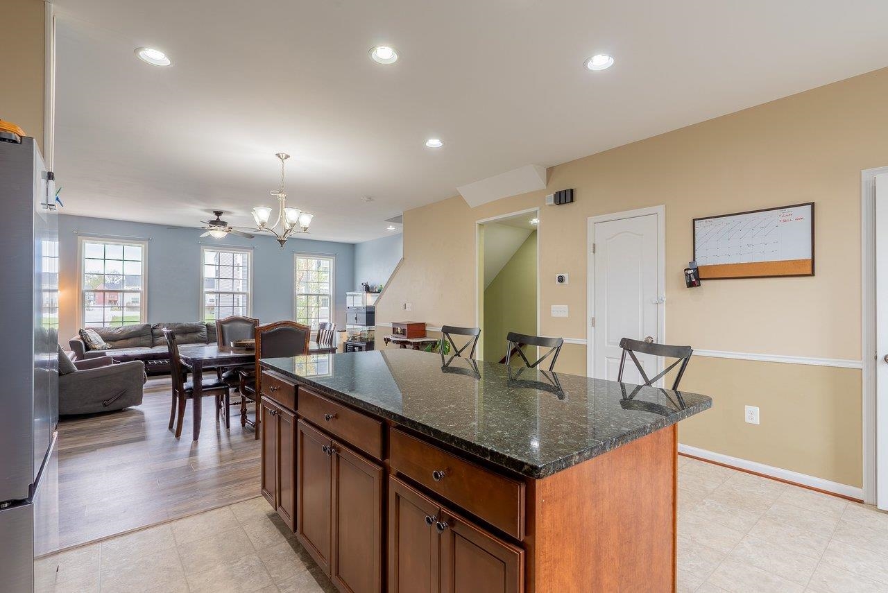 117 WILLOWSHIRE CT