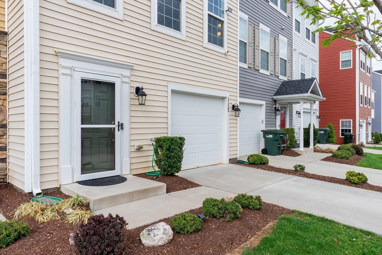 117 WILLOWSHIRE CT