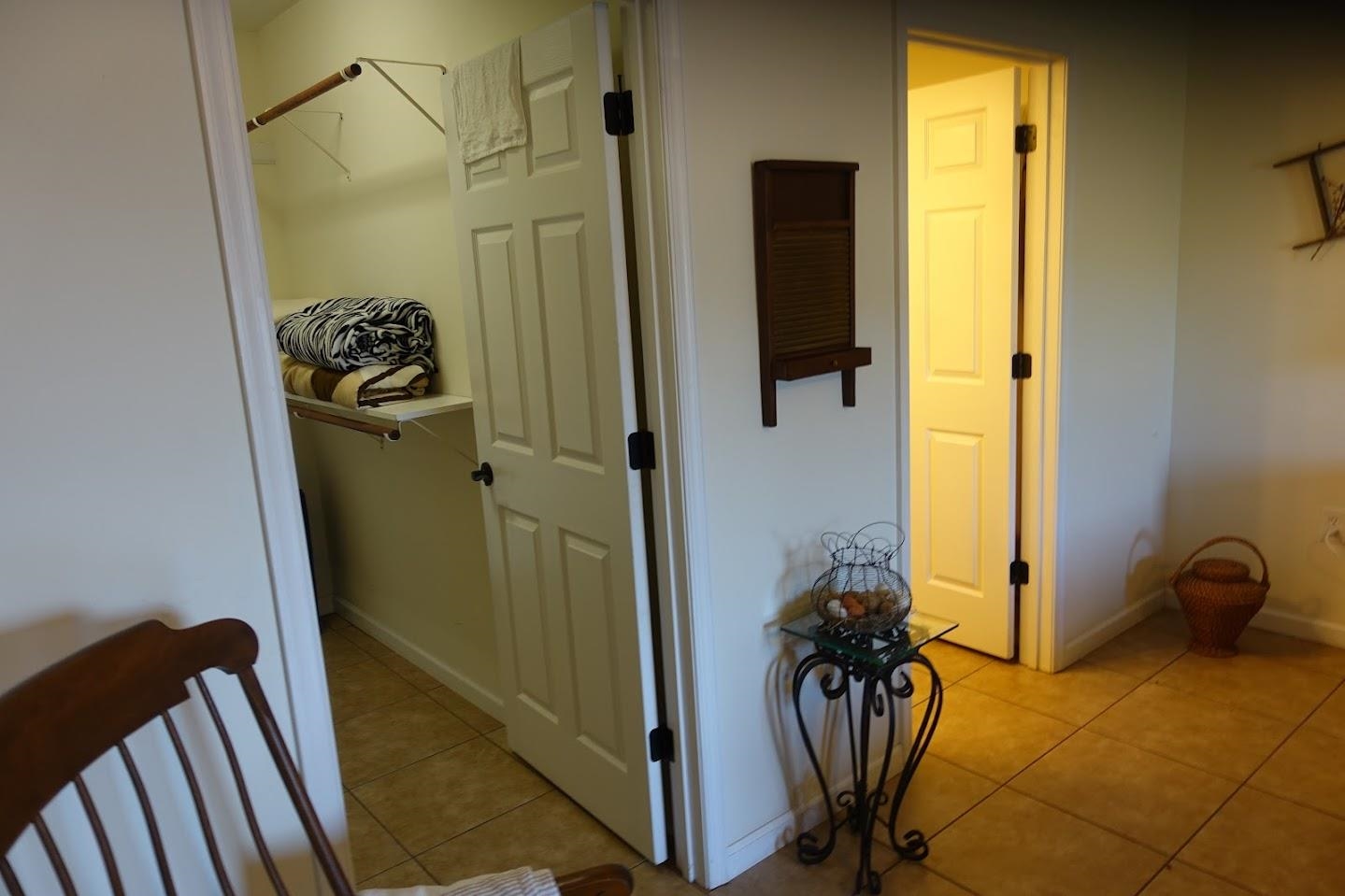 2225 & 2319 VALLEY BURG RD