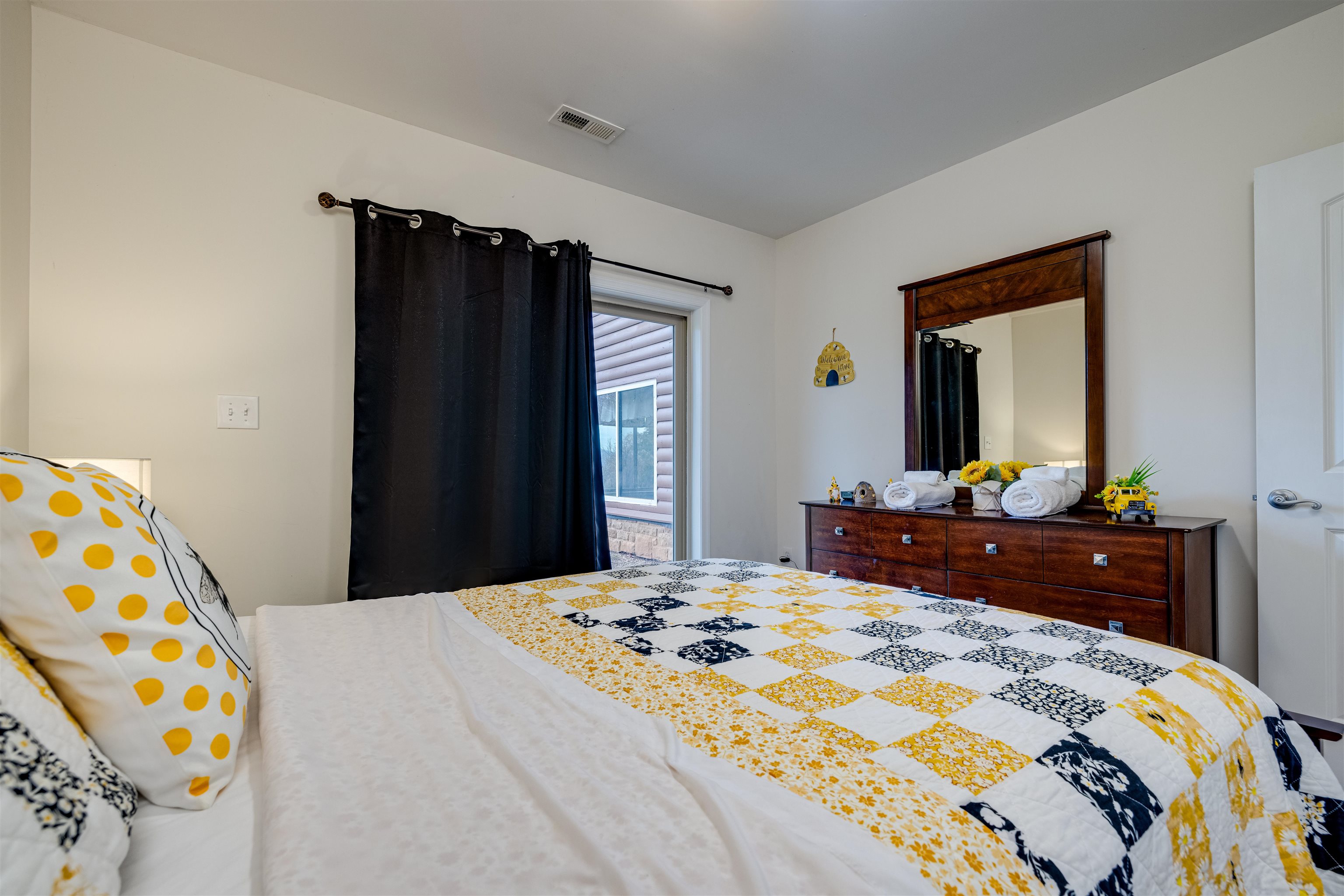 2225 & 2319 VALLEY BURG RD