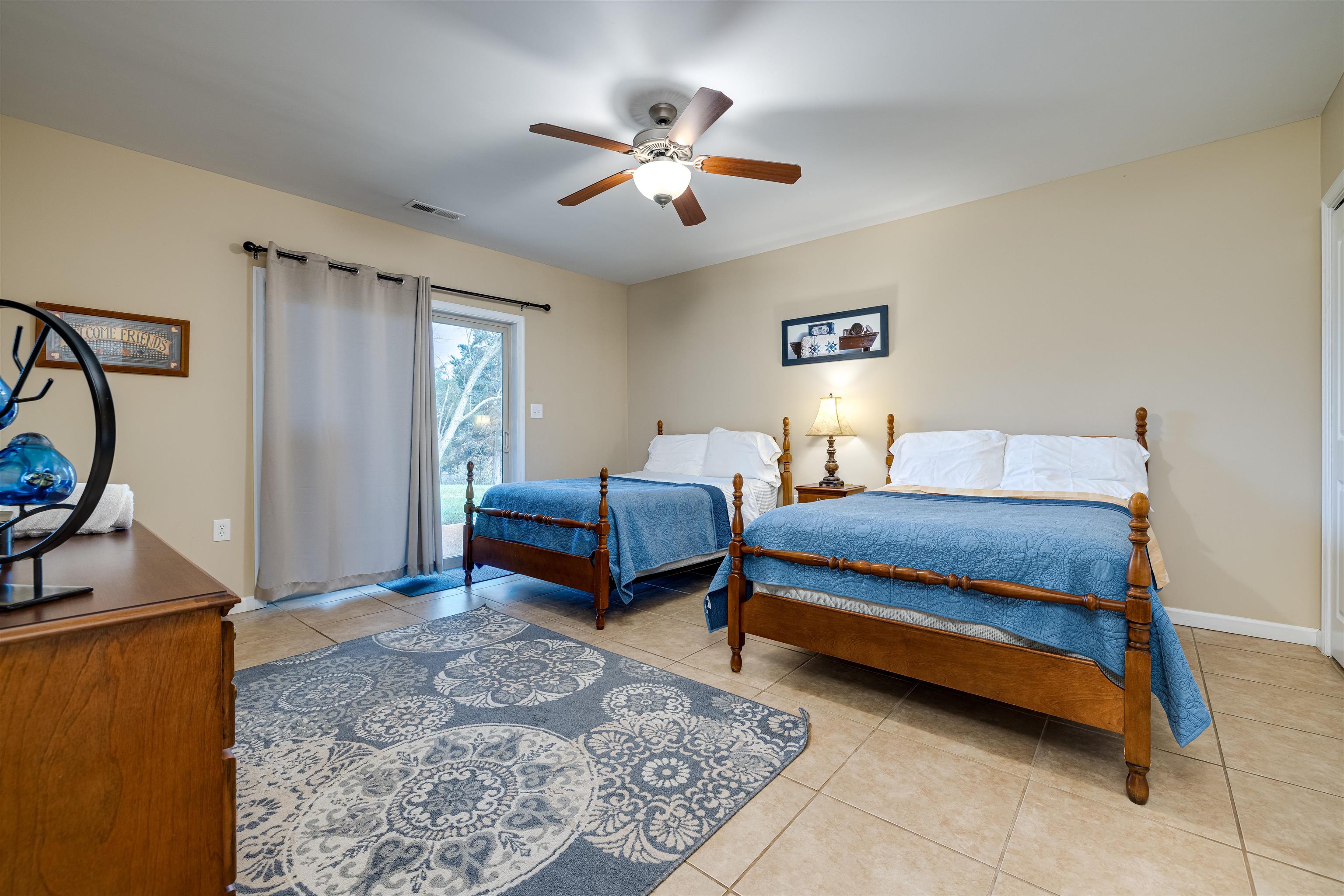 2225 & 2319 VALLEY BURG RD