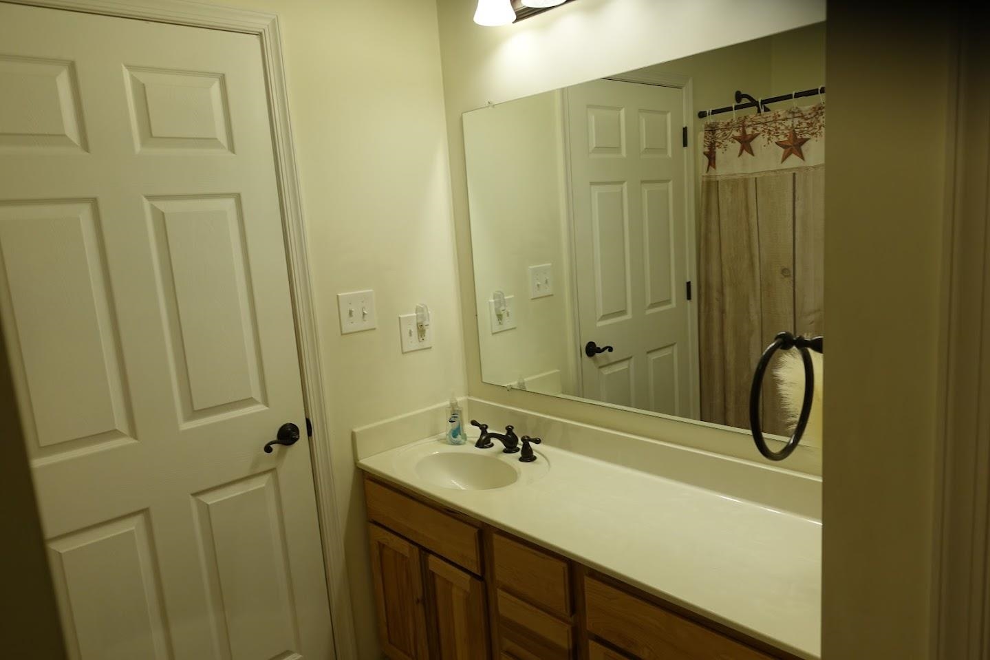 2225 & 2319 VALLEY BURG RD