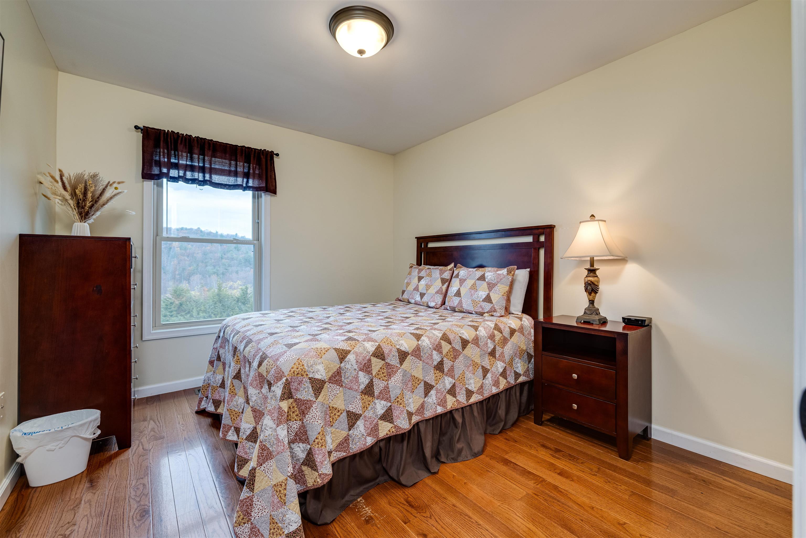 2225 & 2319 VALLEY BURG RD