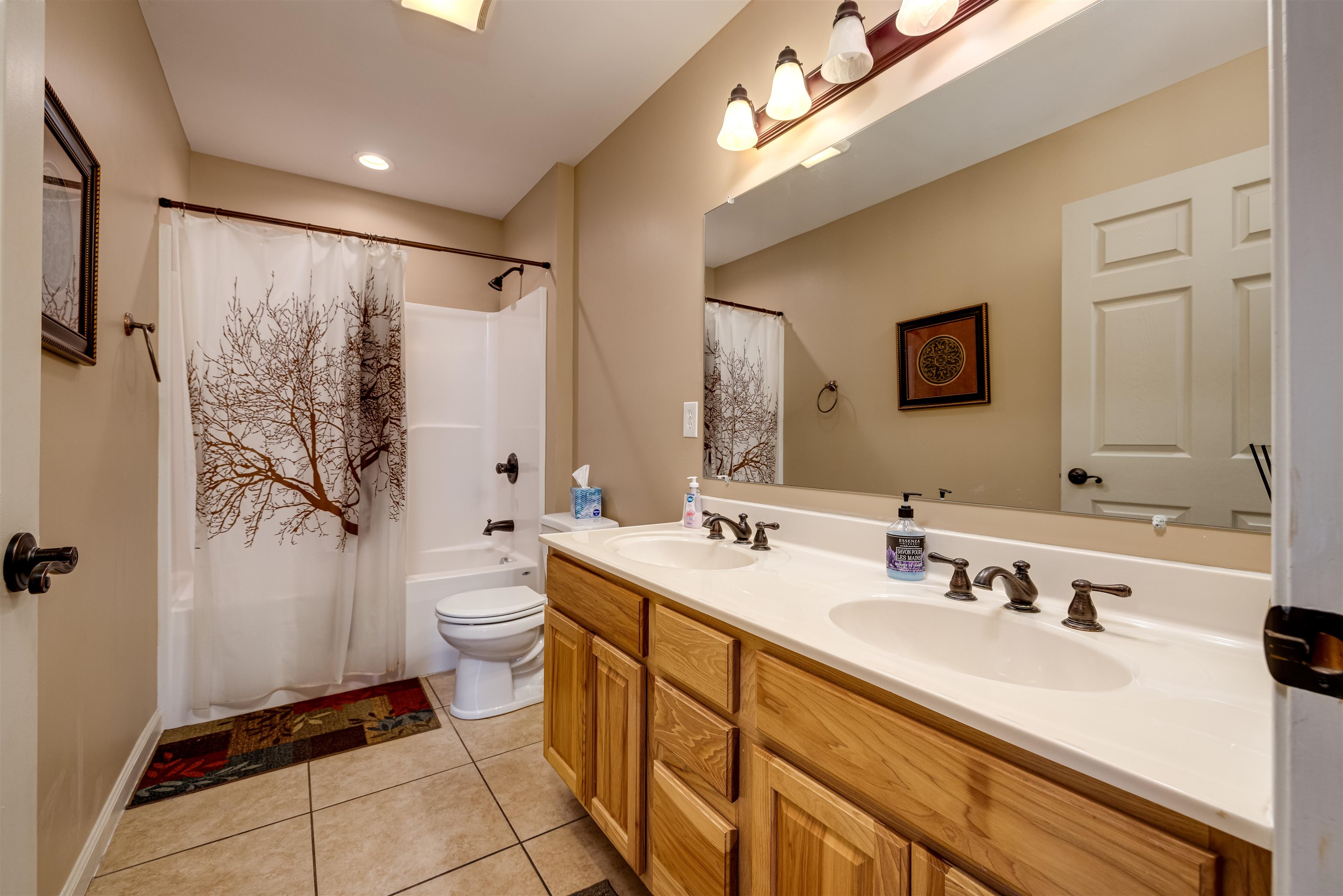 2225 & 2319 VALLEY BURG RD