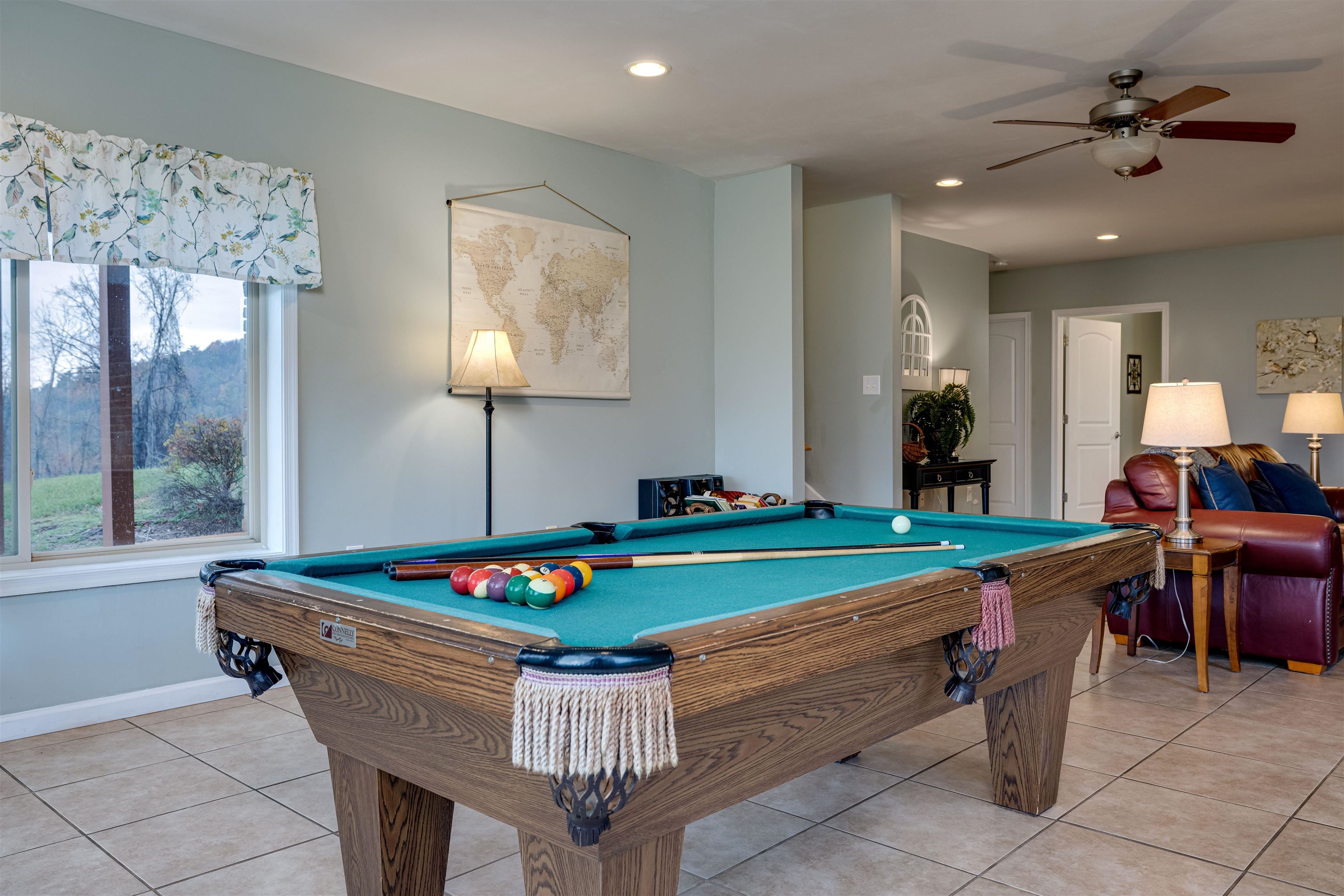 2225 & 2319 VALLEY BURG RD