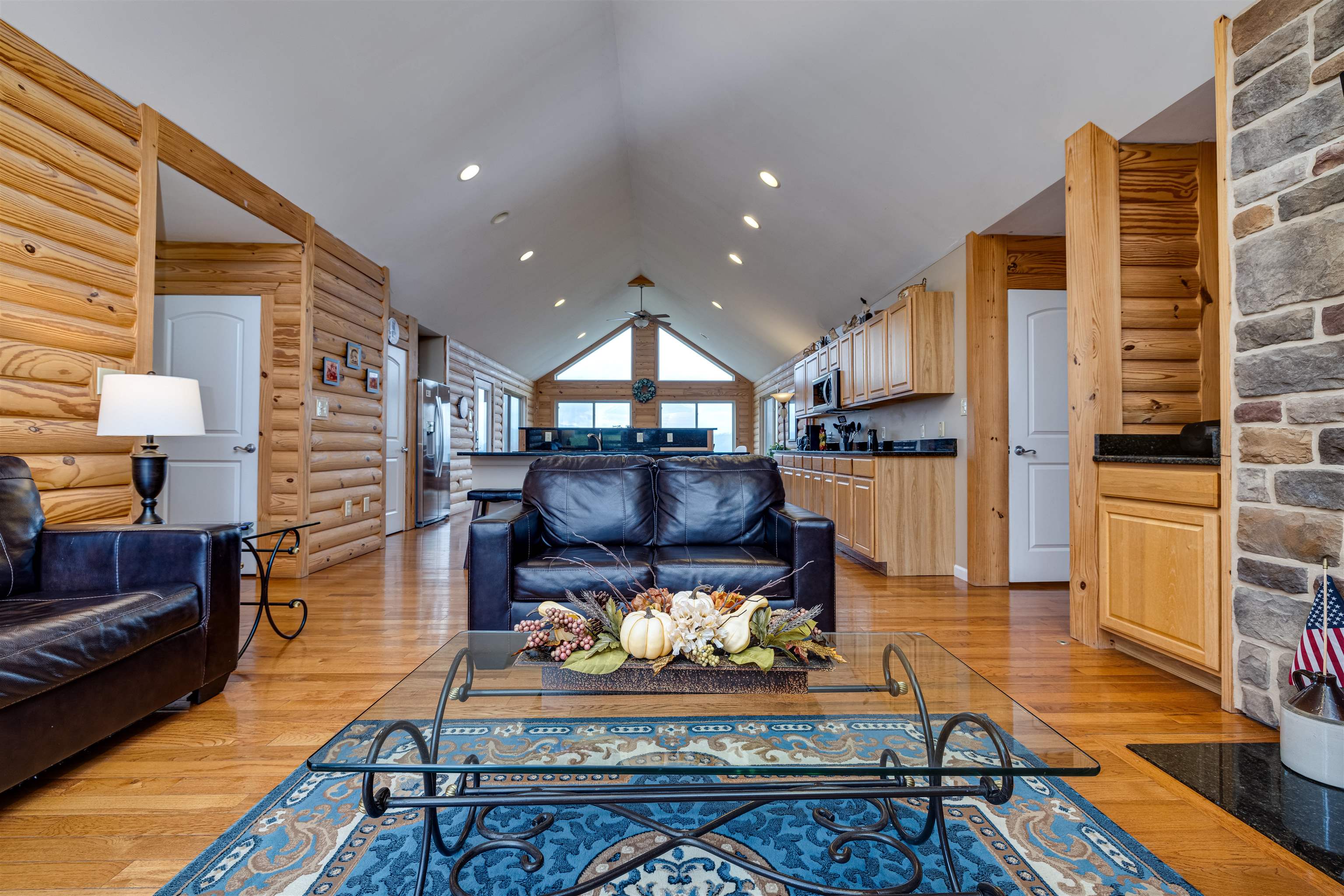 2225 & 2319 VALLEY BURG RD