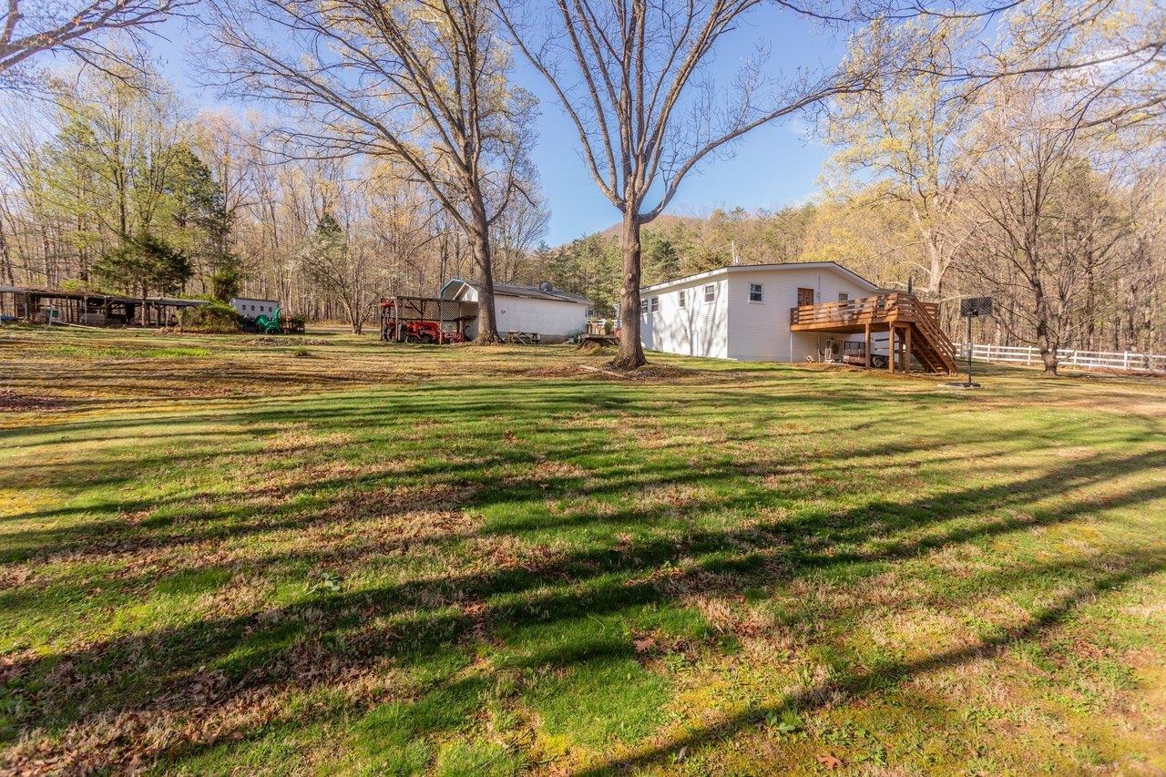 160 GALE LN